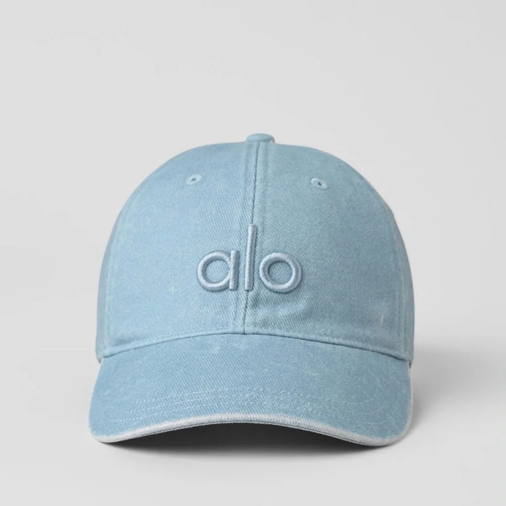Alo Washed Off-Duty Cap NWT Light Denim